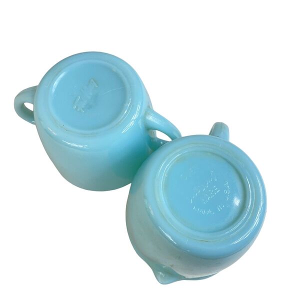 Vintage Delphite Fire King Creamer & Sugar Set Turquoise Blue Milk Glass NICE - Picture 3 of 9